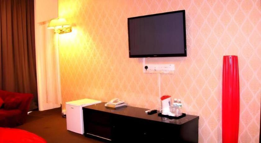 Paragon City Hotel Ipoh Esterno foto